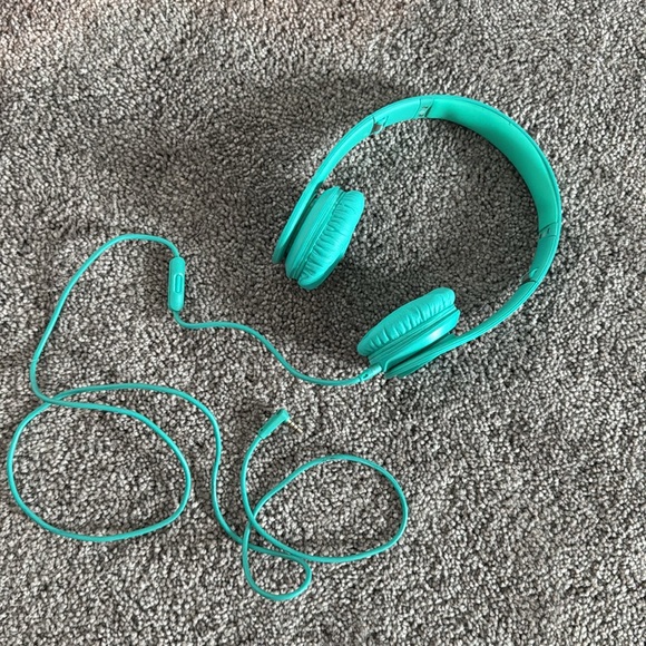 Beats Headphones - Picture 6 of 10